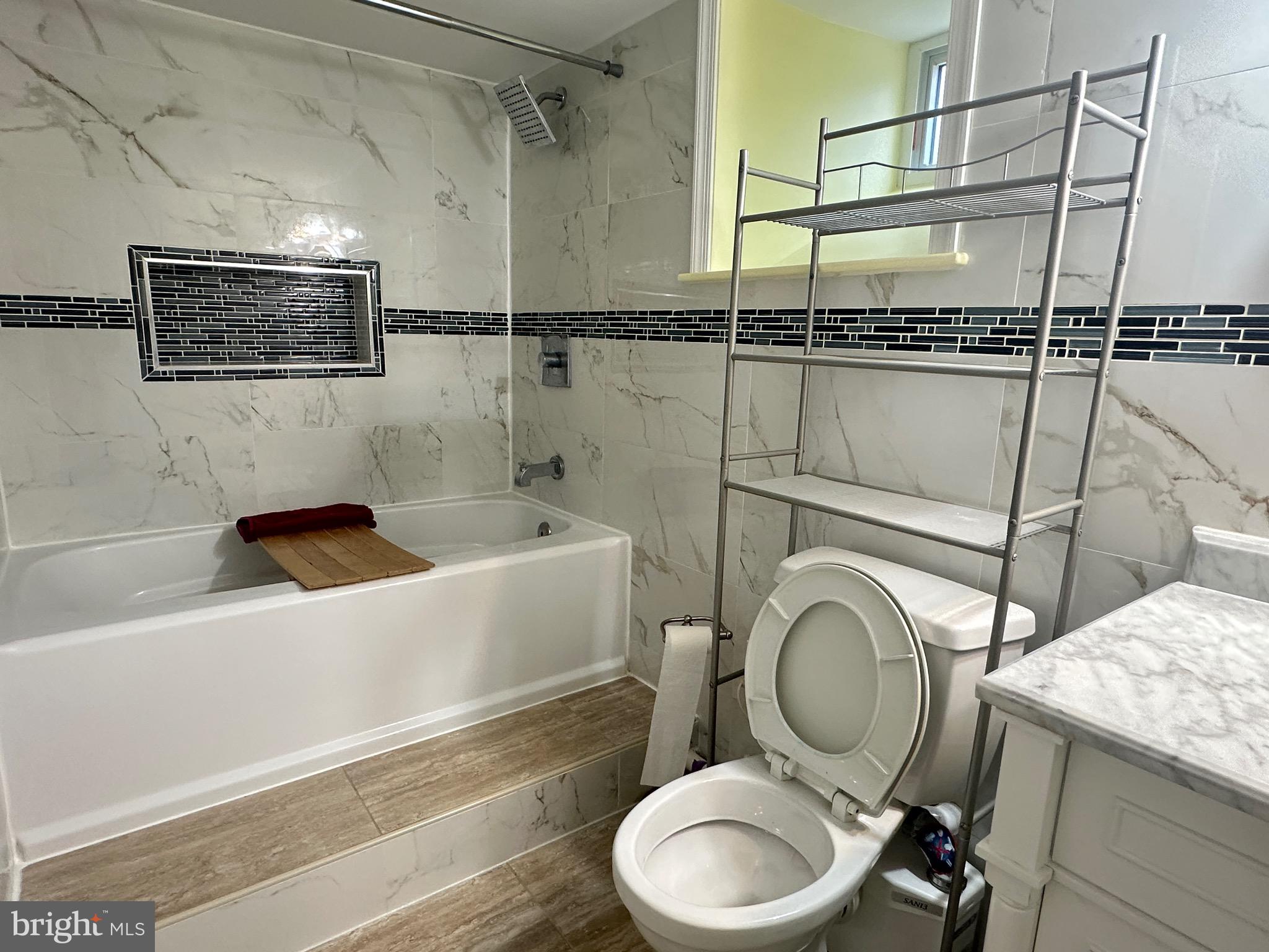 WHITMAN - Residential