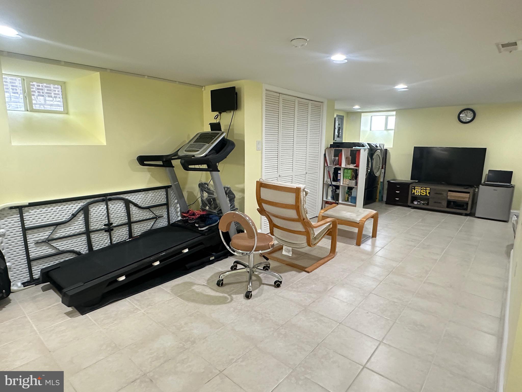 WHITMAN - Residential