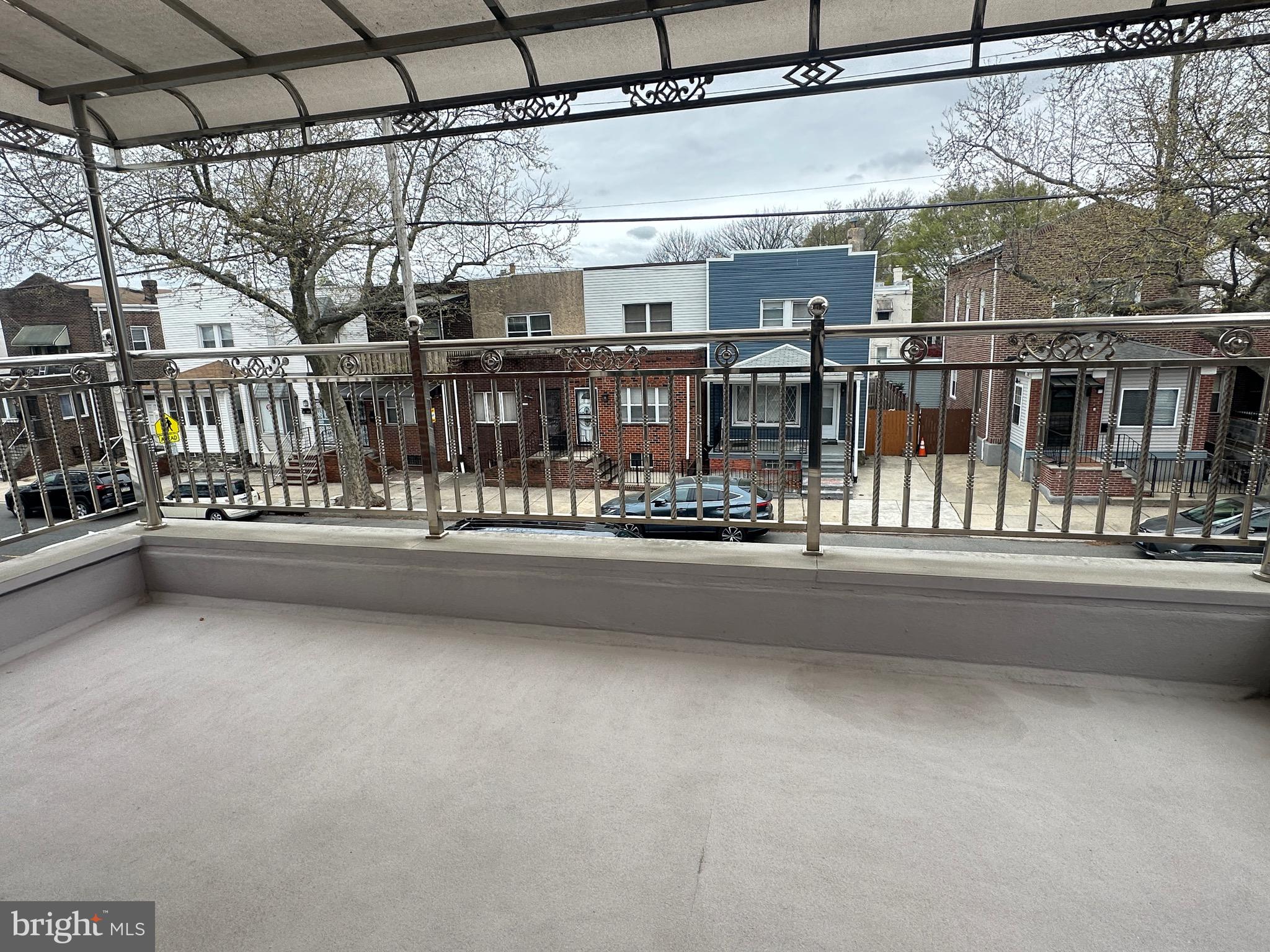 WHITMAN - Residential