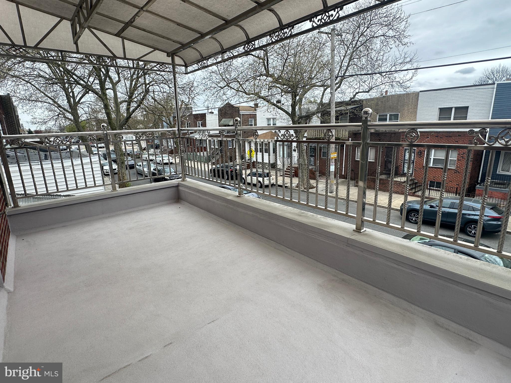 WHITMAN - Residential