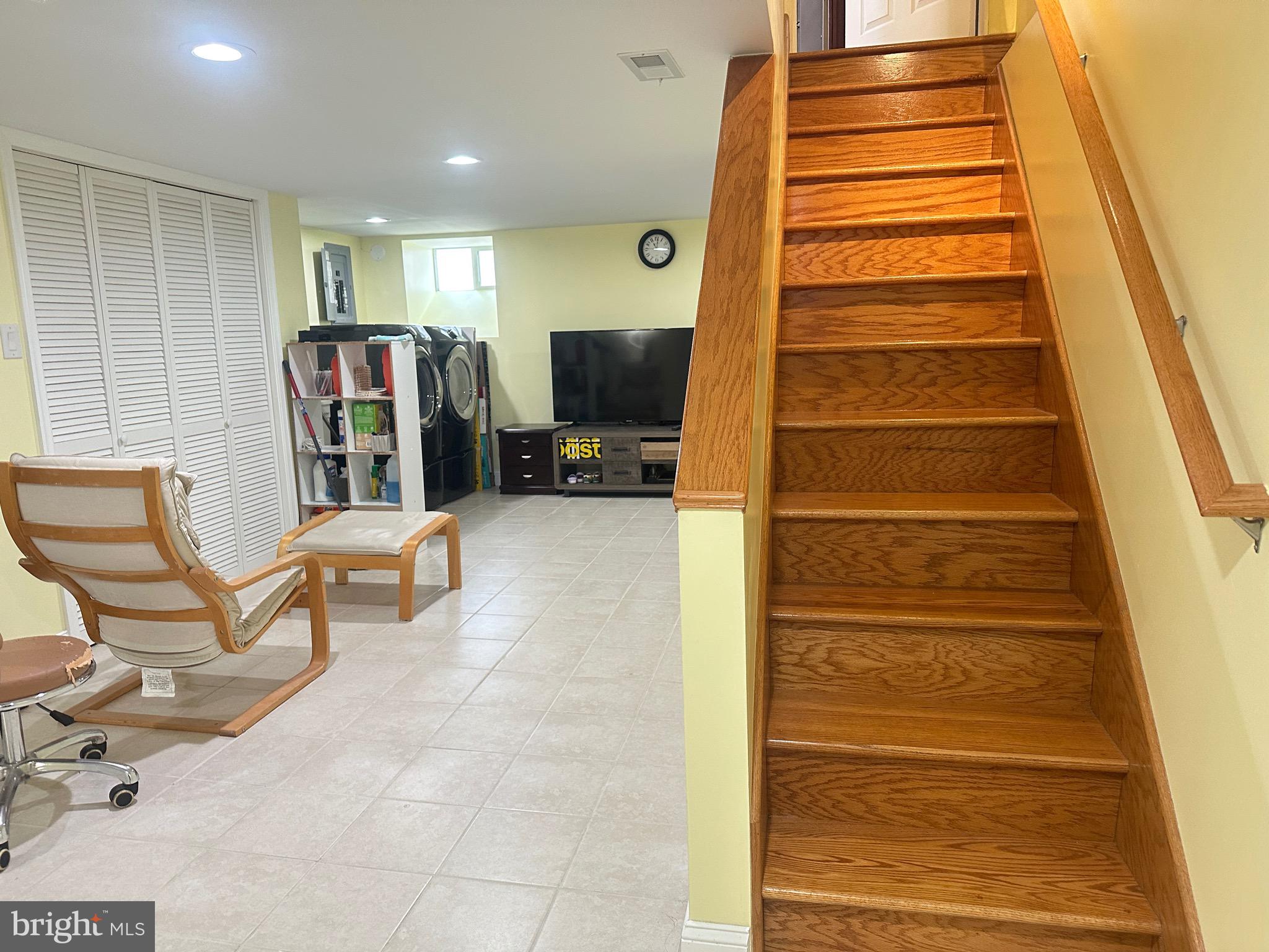 WHITMAN - Residential