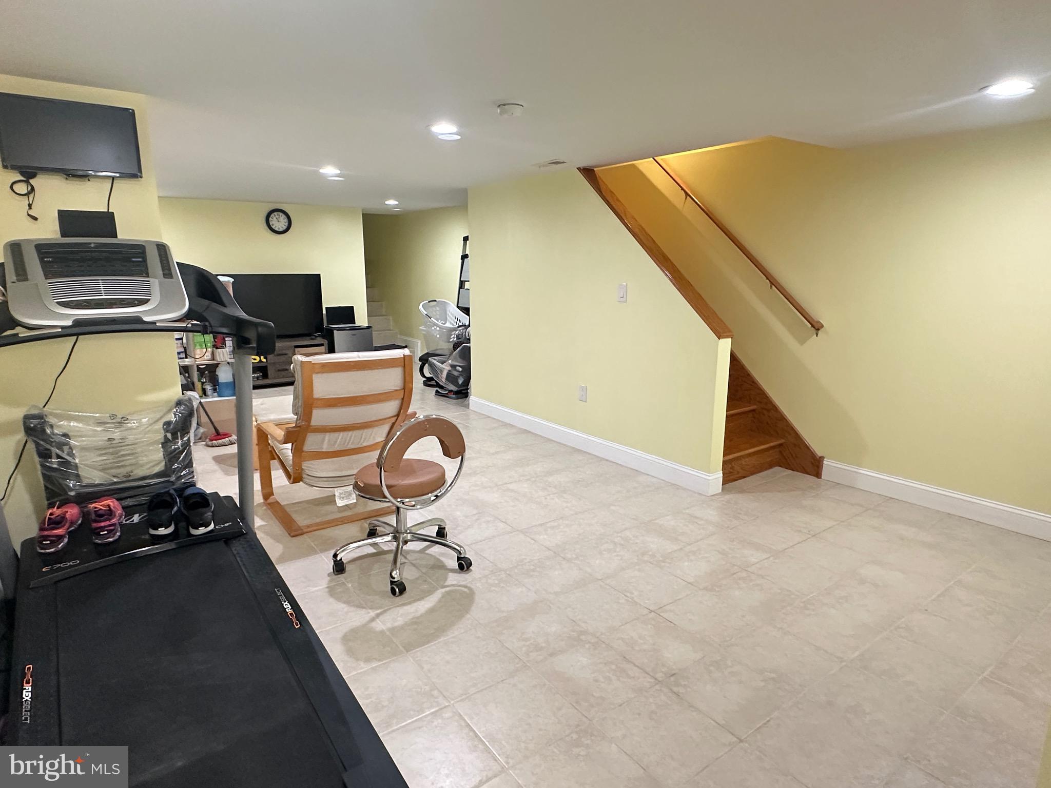 WHITMAN - Residential