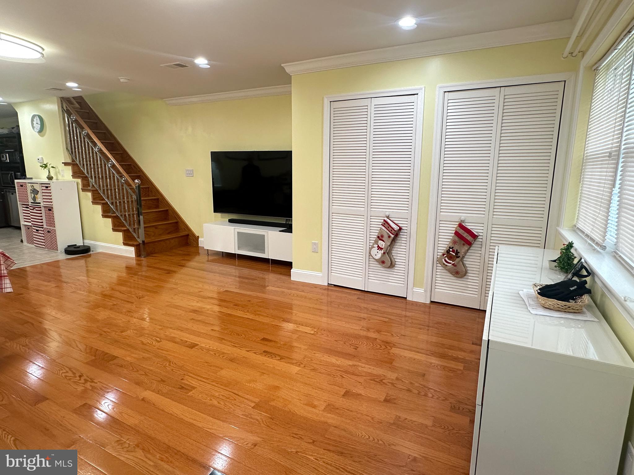 WHITMAN - Residential