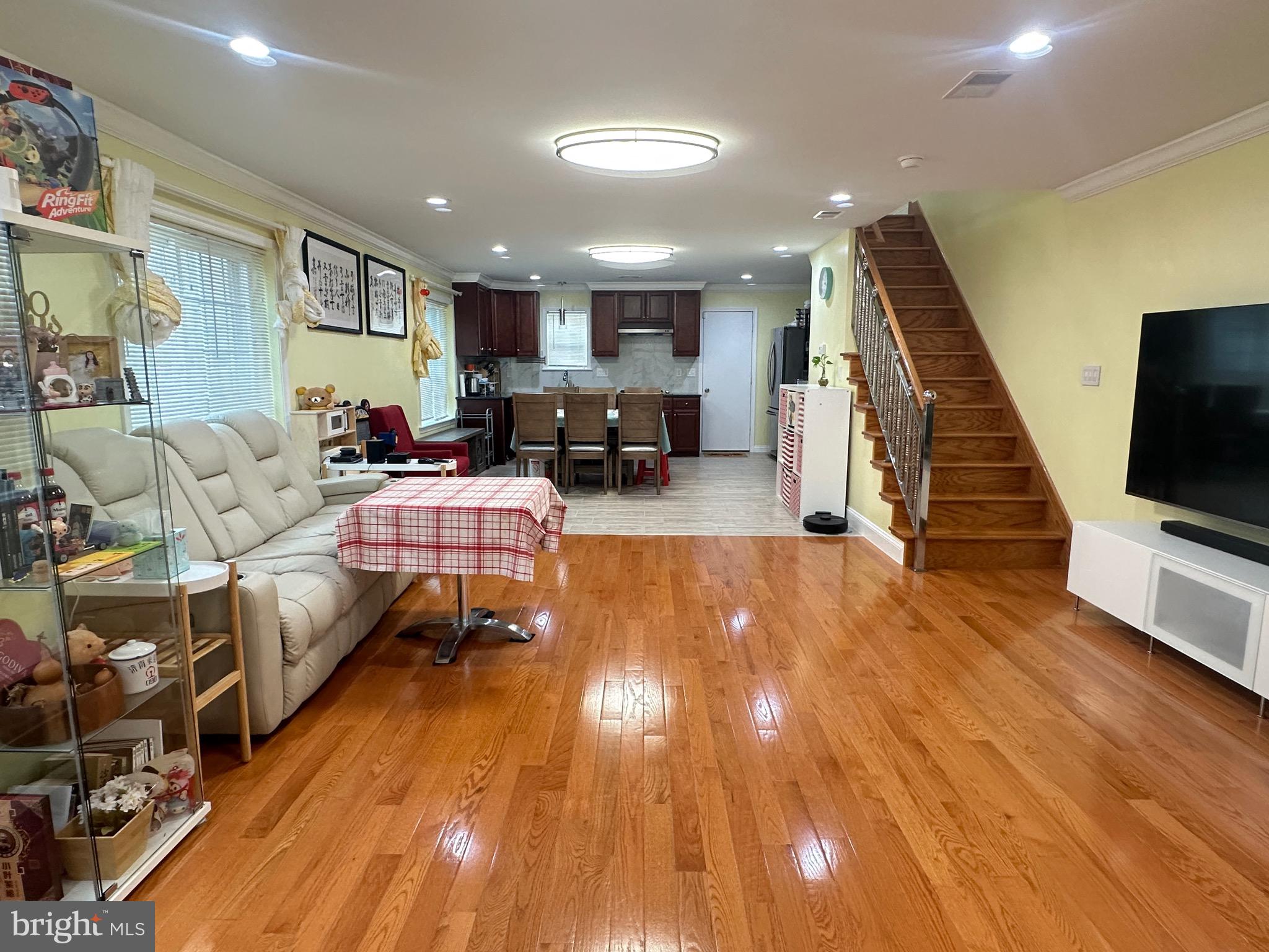 WHITMAN - Residential