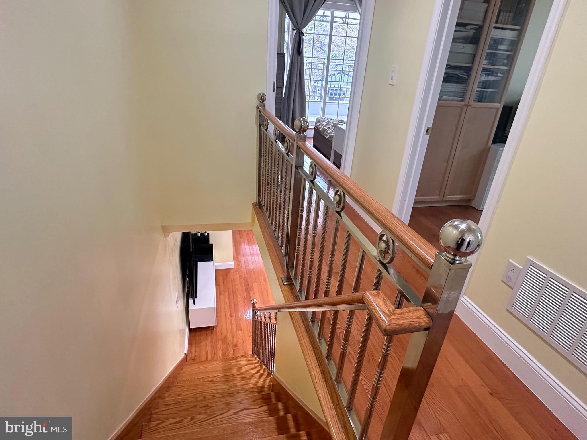 WHITMAN - Residential