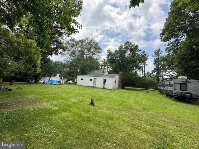 POOLESVILLE OUTSIDE - Residential