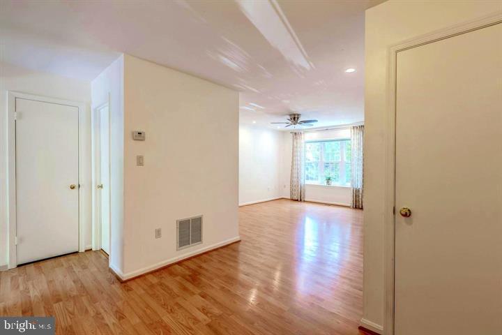 LITTLE ROCKY RUN - Residential Lease