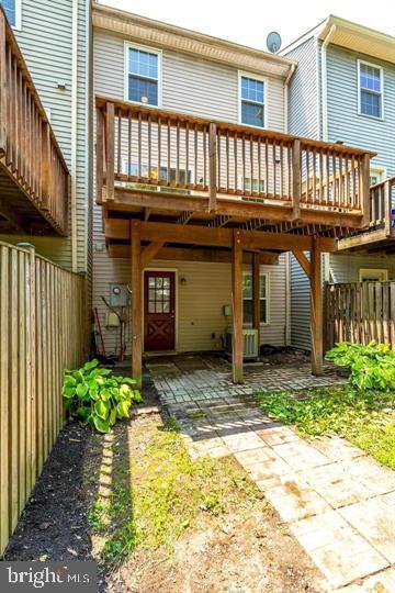 LITTLE ROCKY RUN - Residential Lease