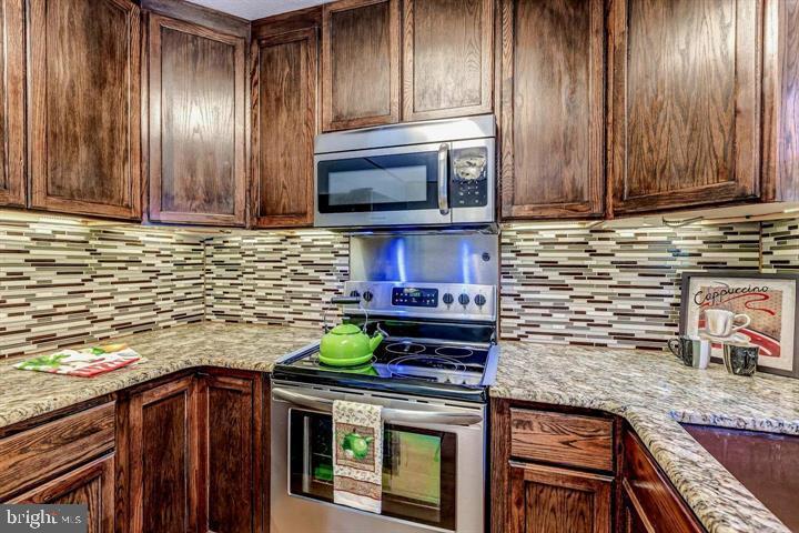 13676 BARREN SPRINGS COURT