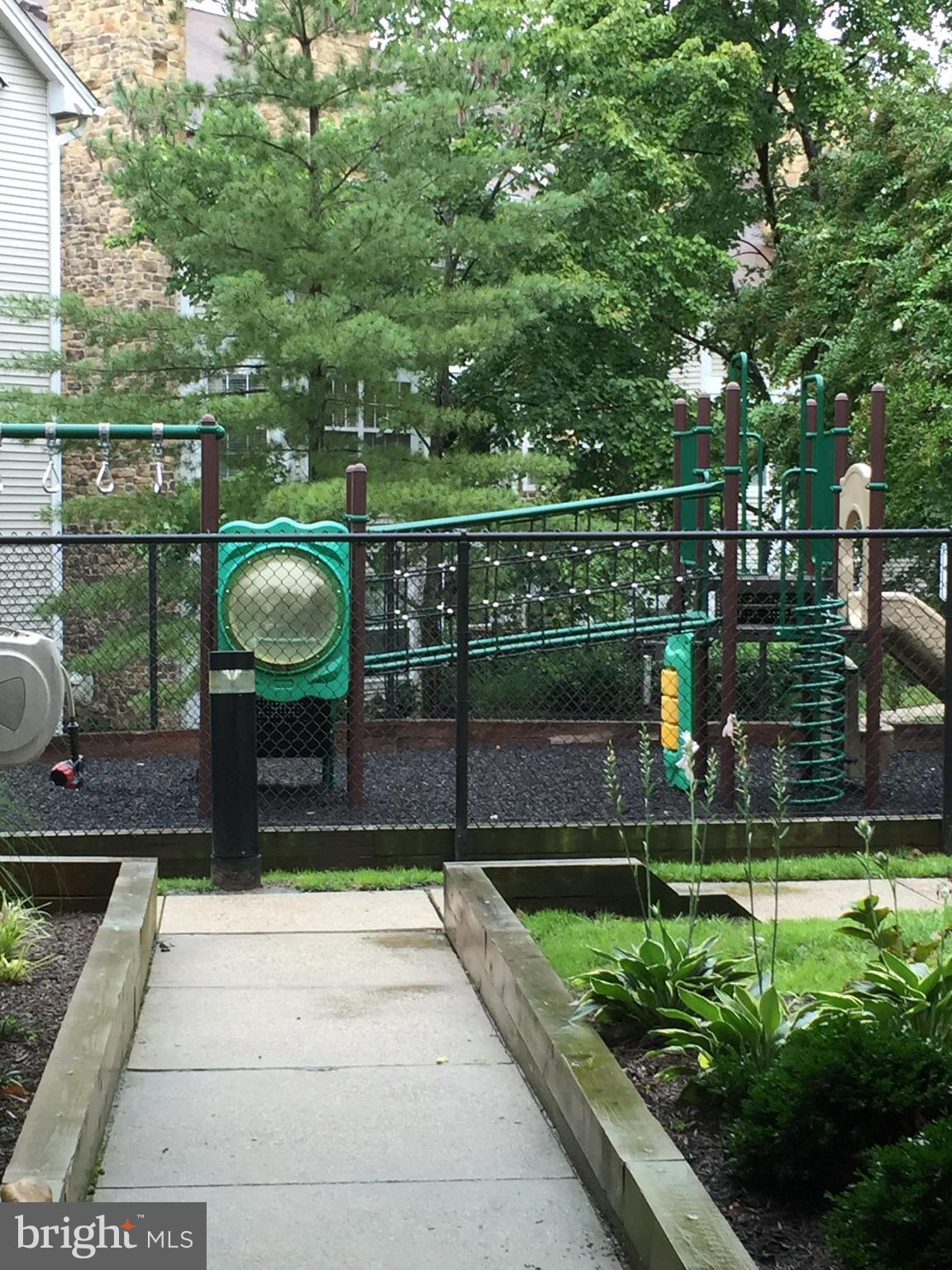 WILLOUGHBYS RIDGE - Residential Lease