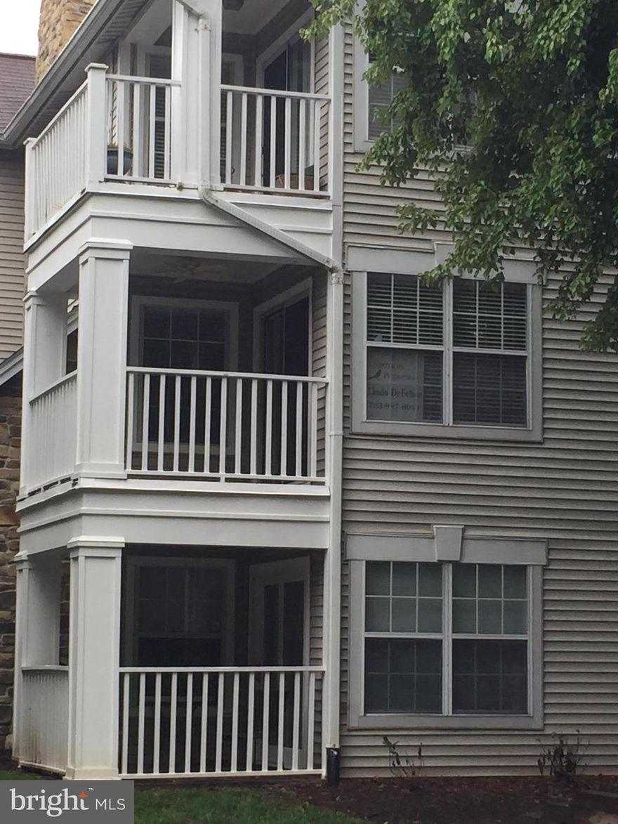 Move in ready. 2nd level, corner unit 2 bed/2 bath, boasts large eat-in kitchen, dining/living room with fireplace and crown molding. Master bedroom with walk-in closet, with large master bath. Washer/dryer in unit. New carpet, recently painted. Secure storage outside your door. Reserved parking. Pets case by case, no cats. Amenities include pool, basketball and tennis courts.