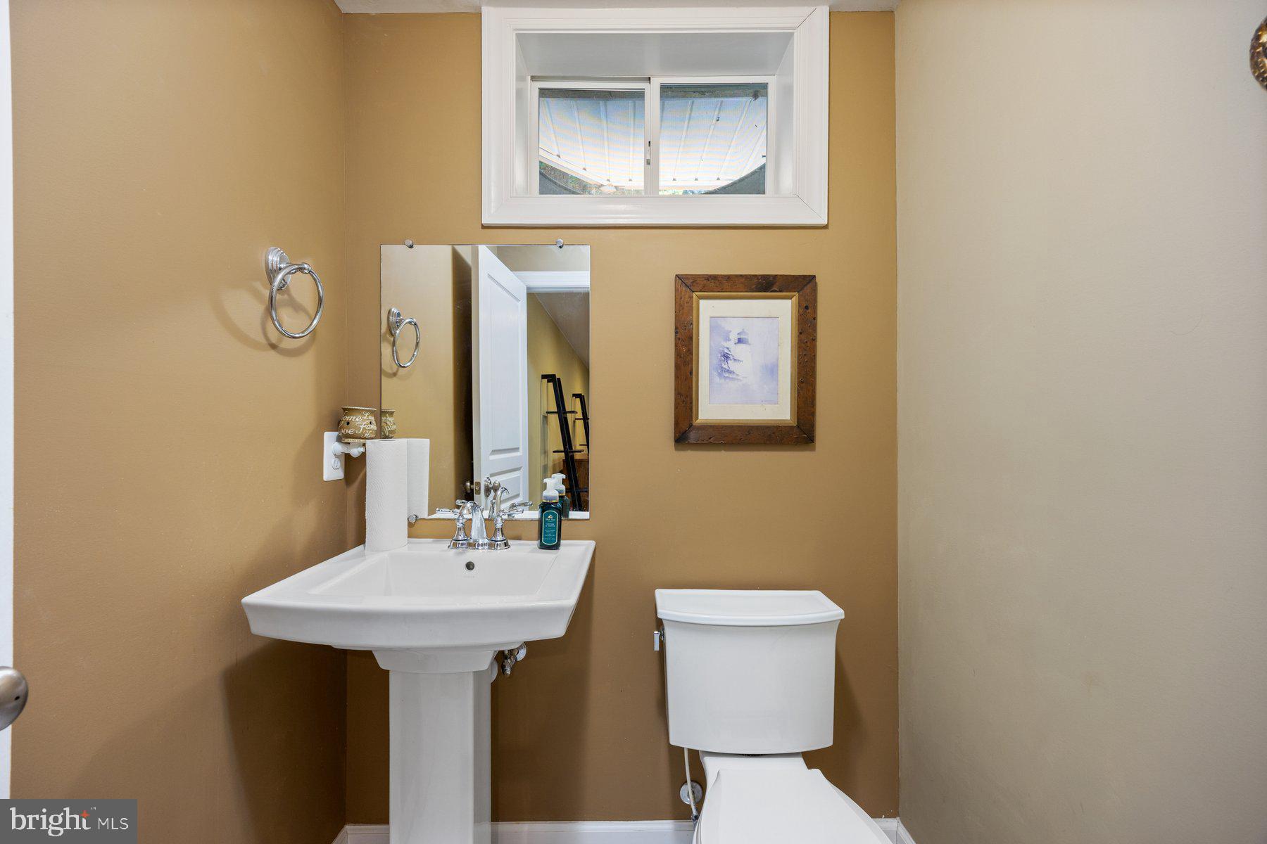 WOODS AT SPRINGHOUSE STATION - Residential