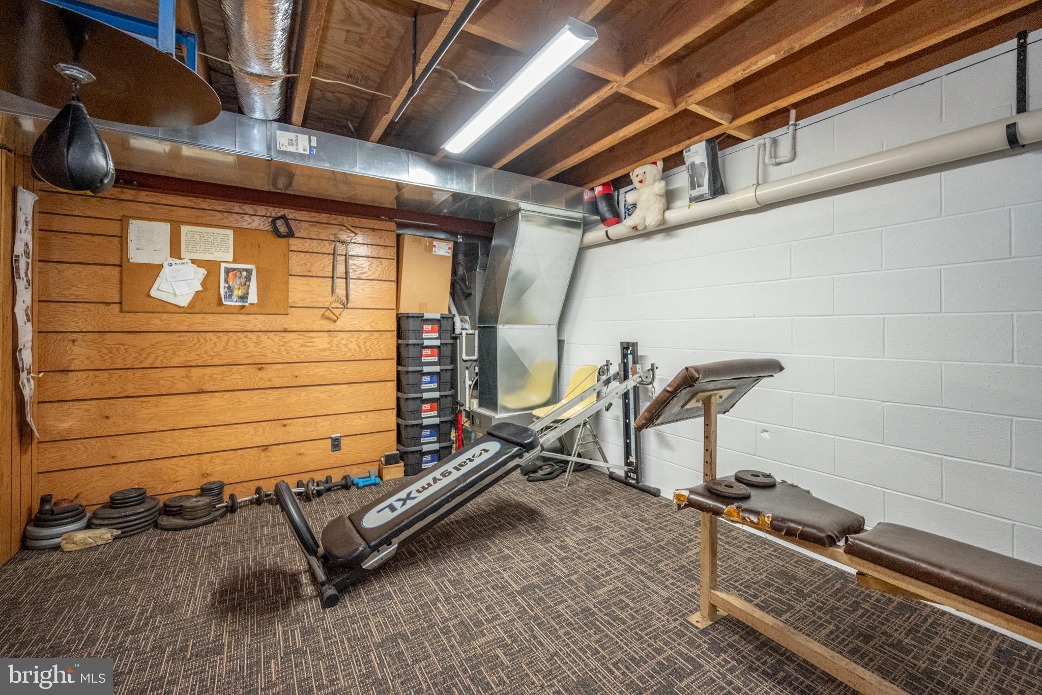 OAKLAND - Residential