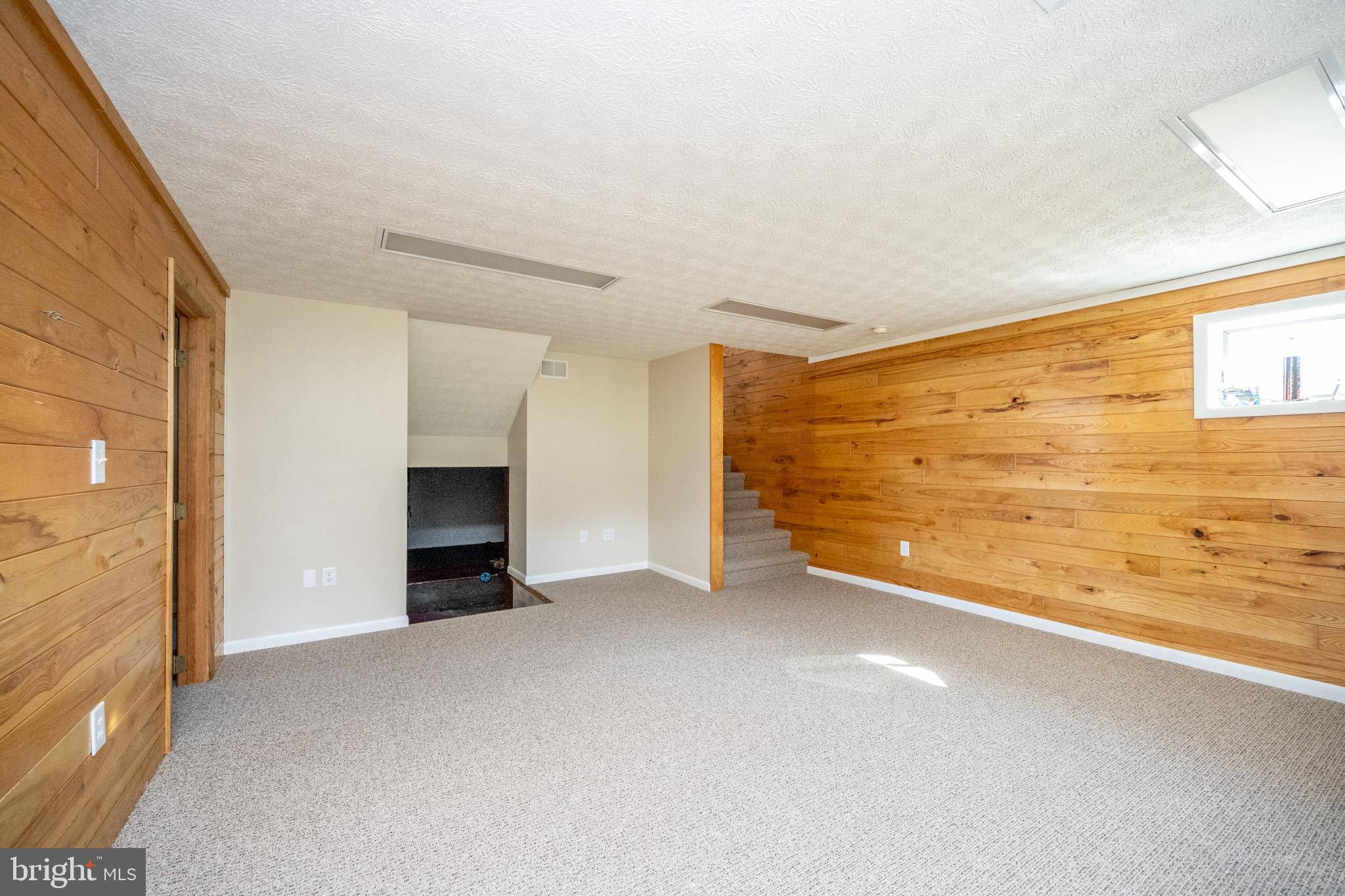 OAKLAND - Residential