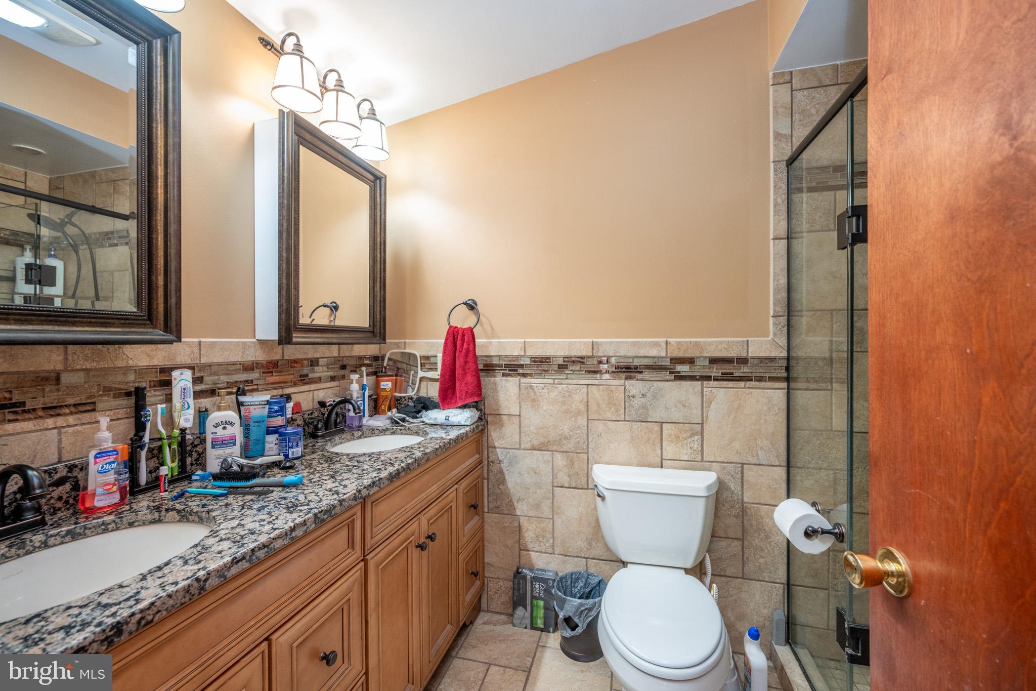 OAKLAND - Residential