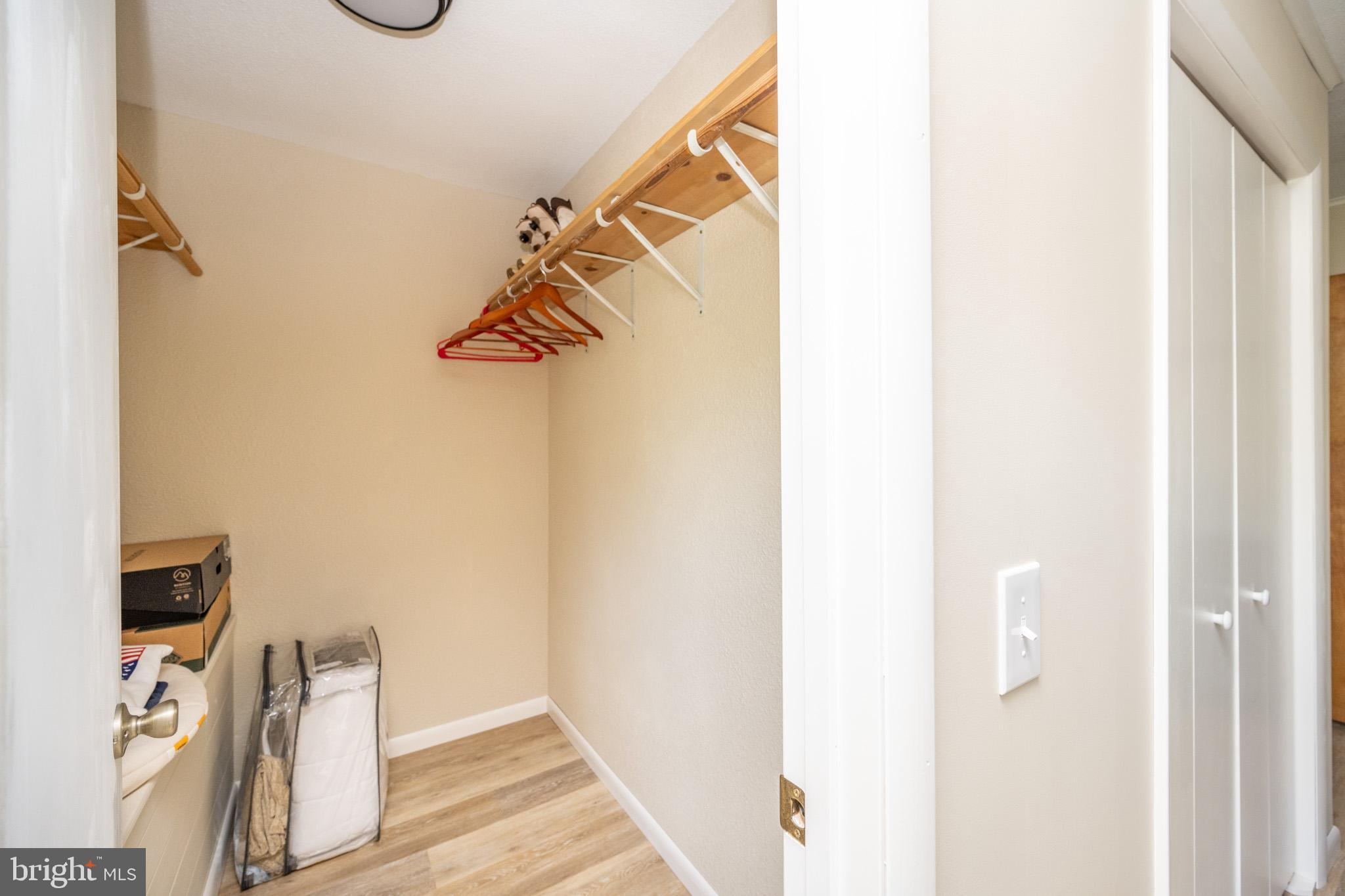 OAKLAND - Residential