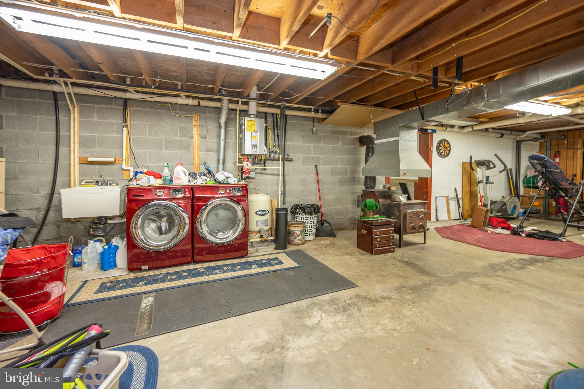 OAKLAND - Residential