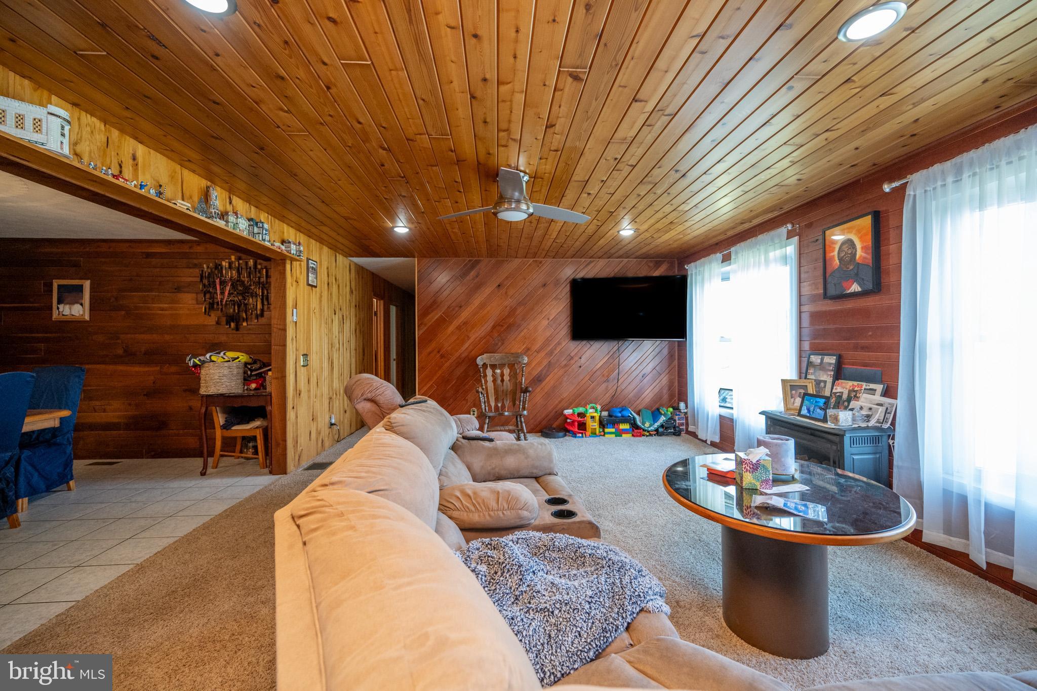 OAKLAND - Residential