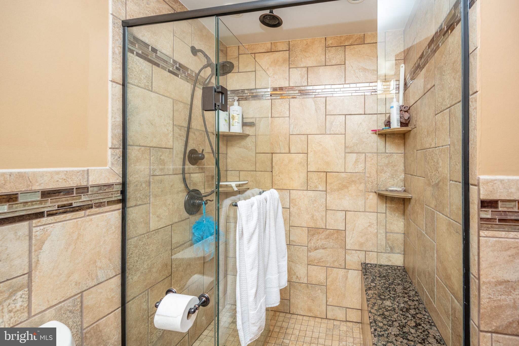 OAKLAND - Residential