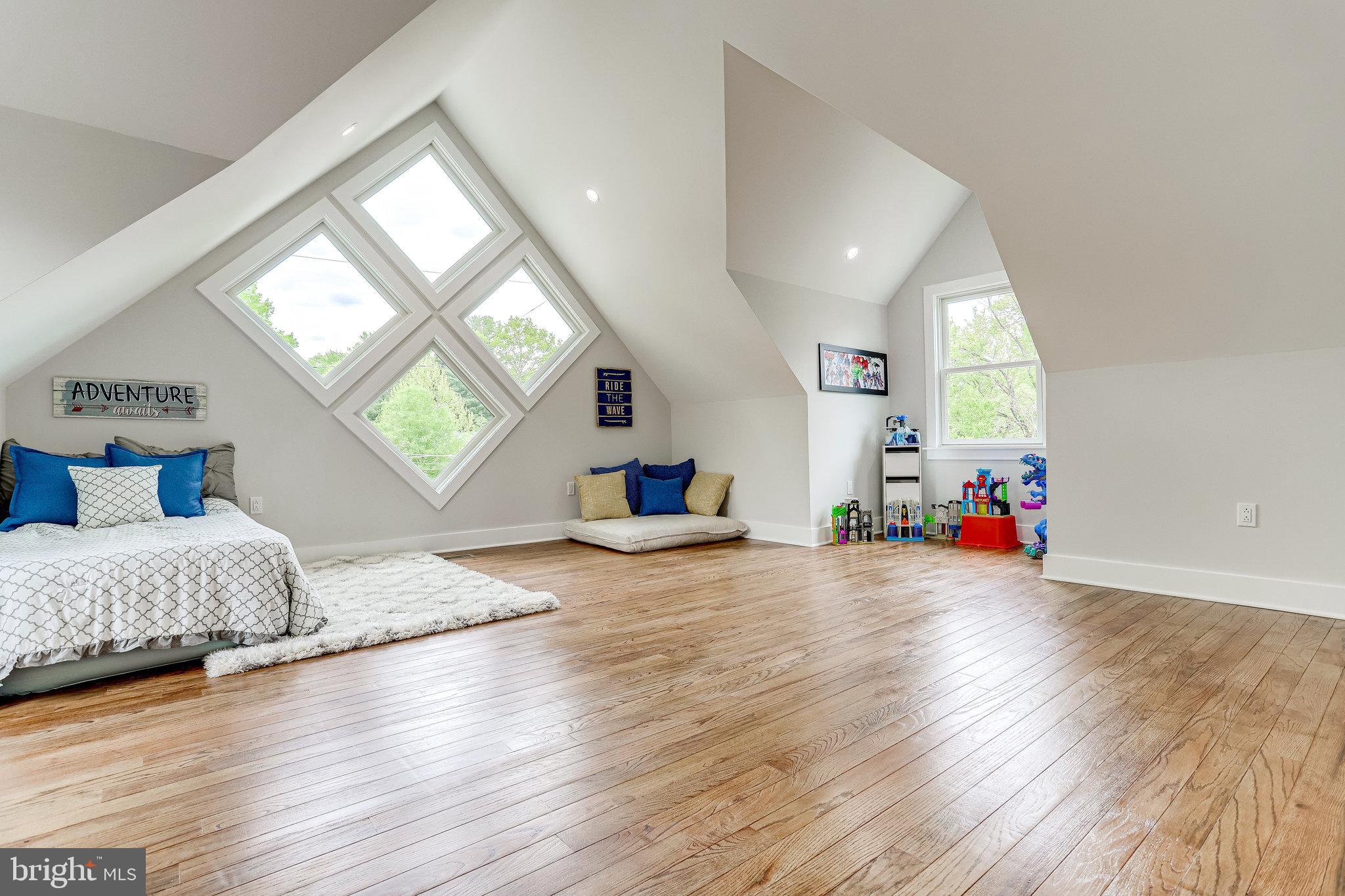 SOUTHAMPTON - Residential