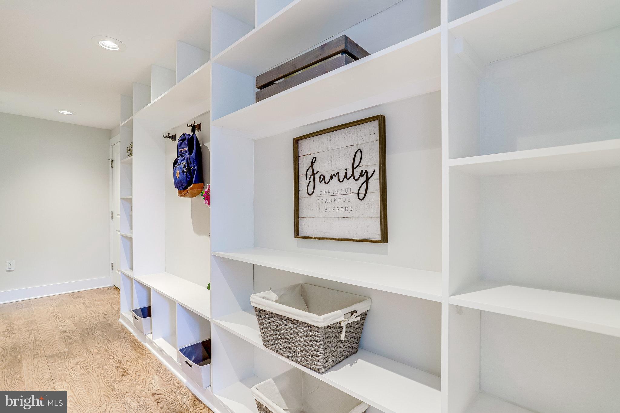 SOUTHAMPTON - Residential