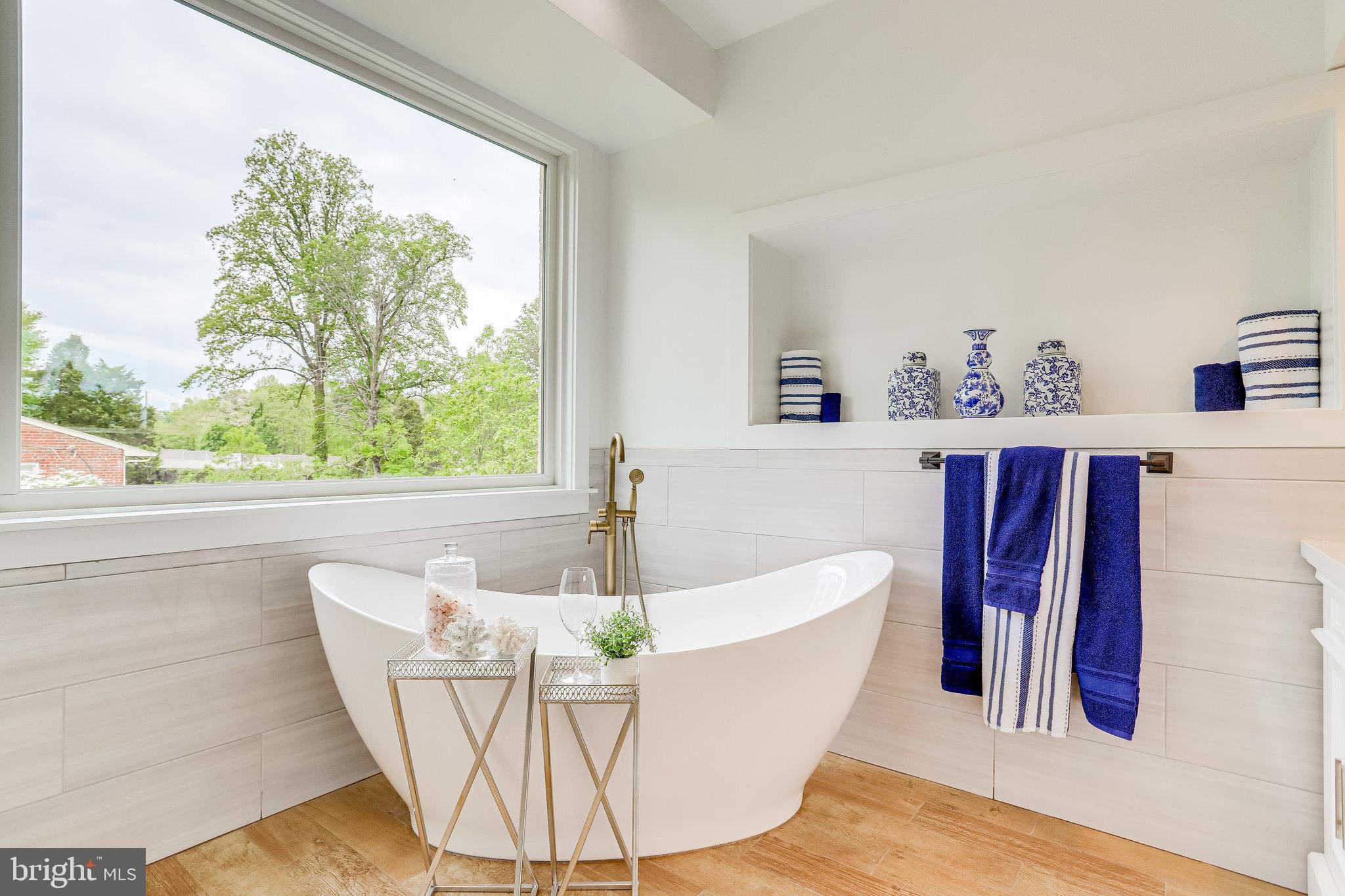 SOUTHAMPTON - Residential