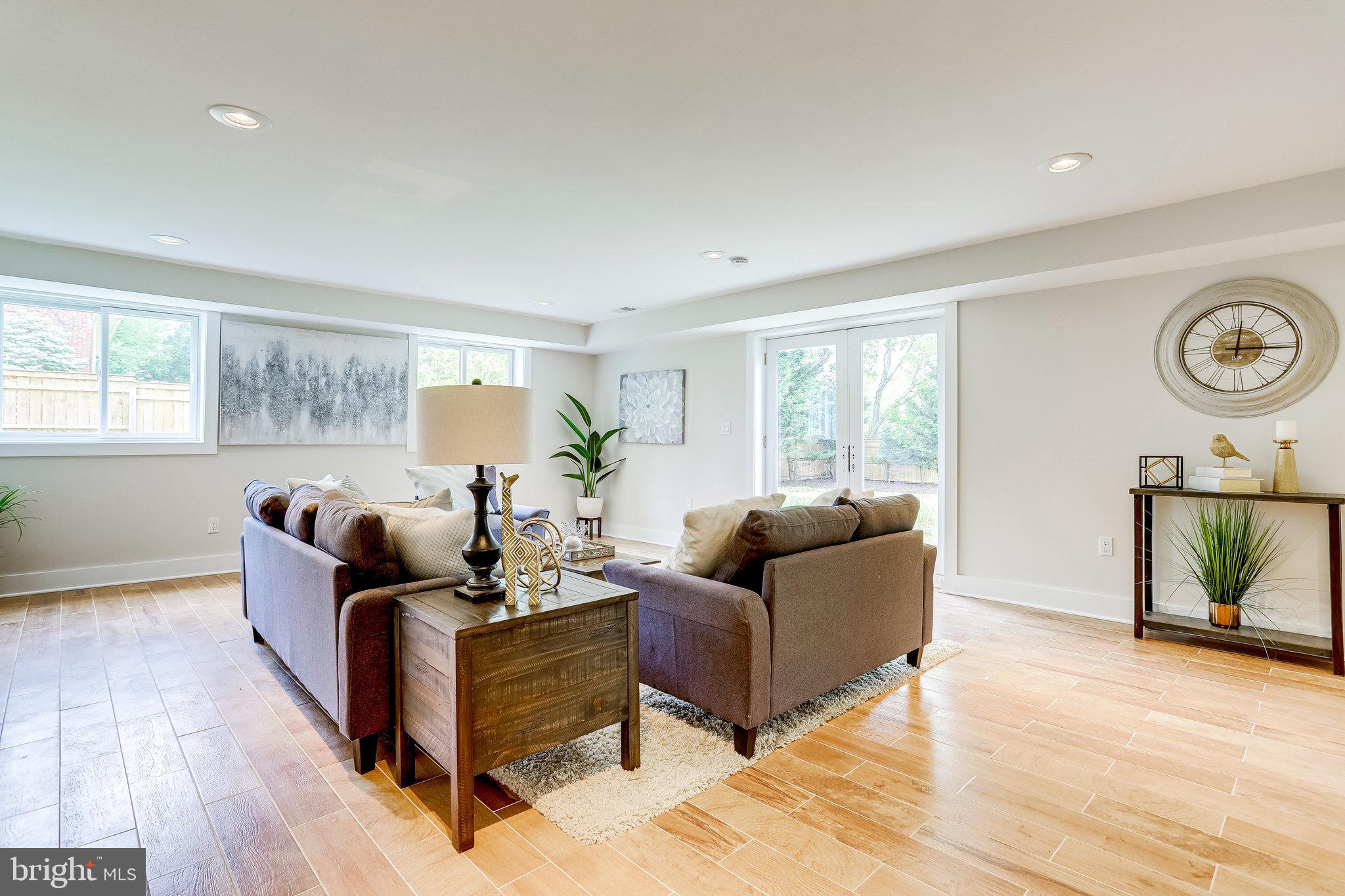 SOUTHAMPTON - Residential