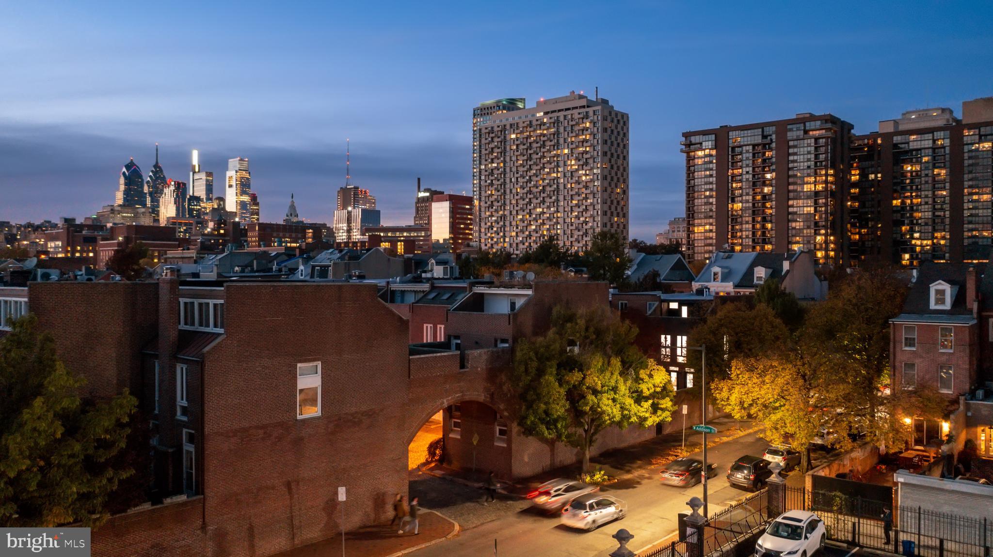 SOCIETY HILL - Residential
