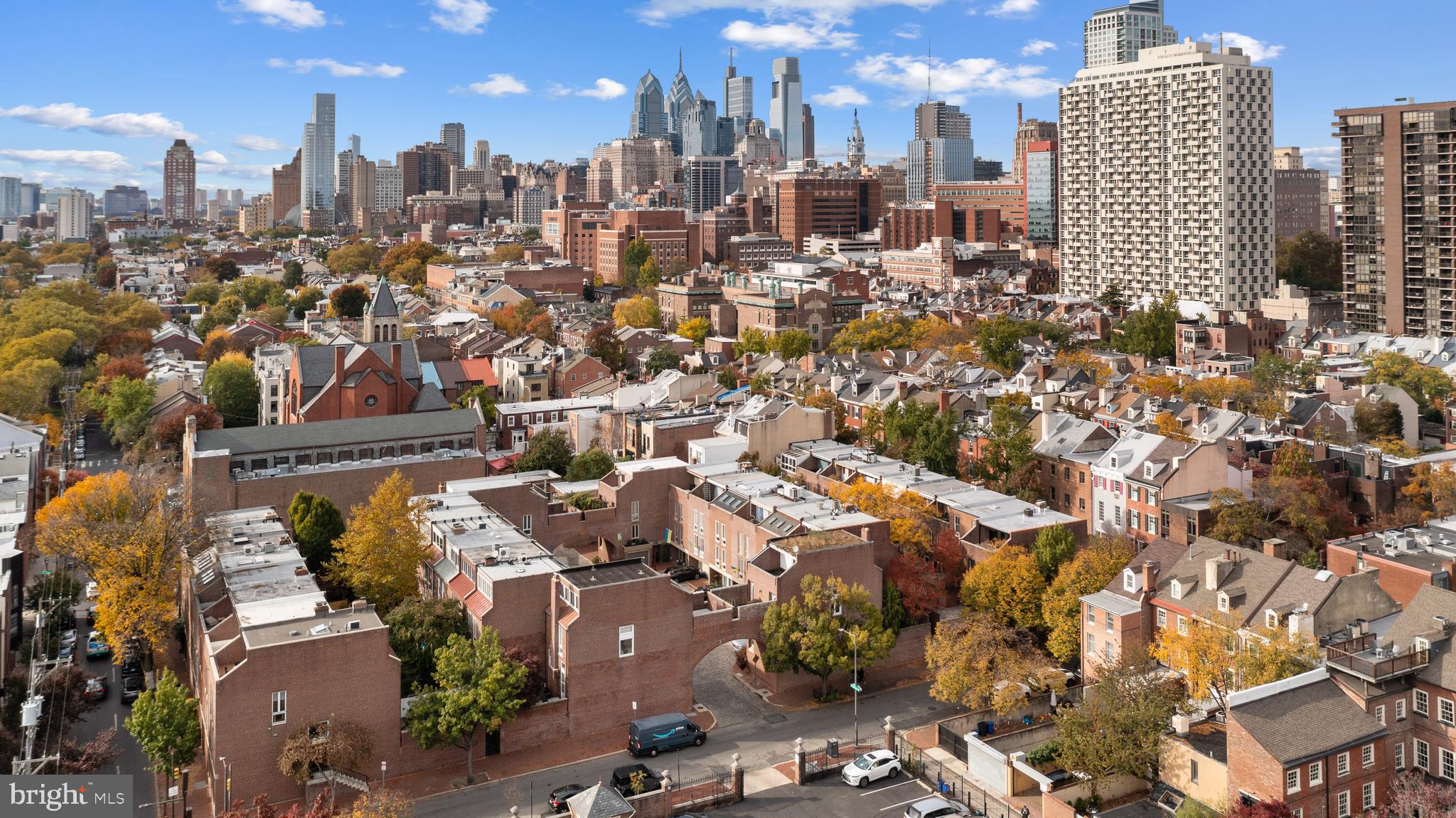 SOCIETY HILL - Residential
