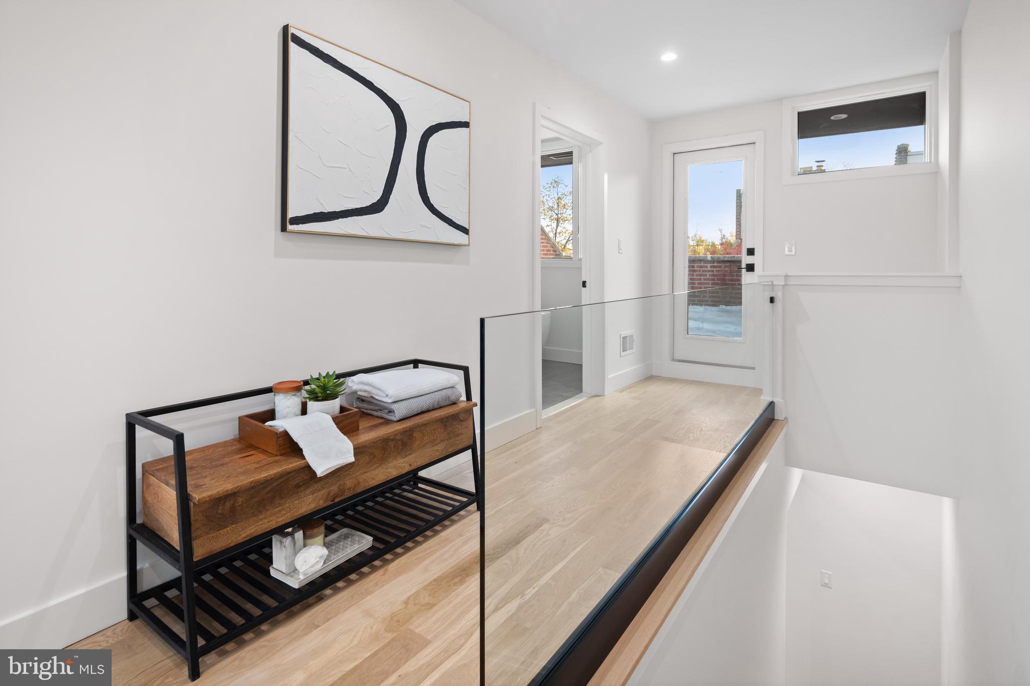 SOCIETY HILL - Residential