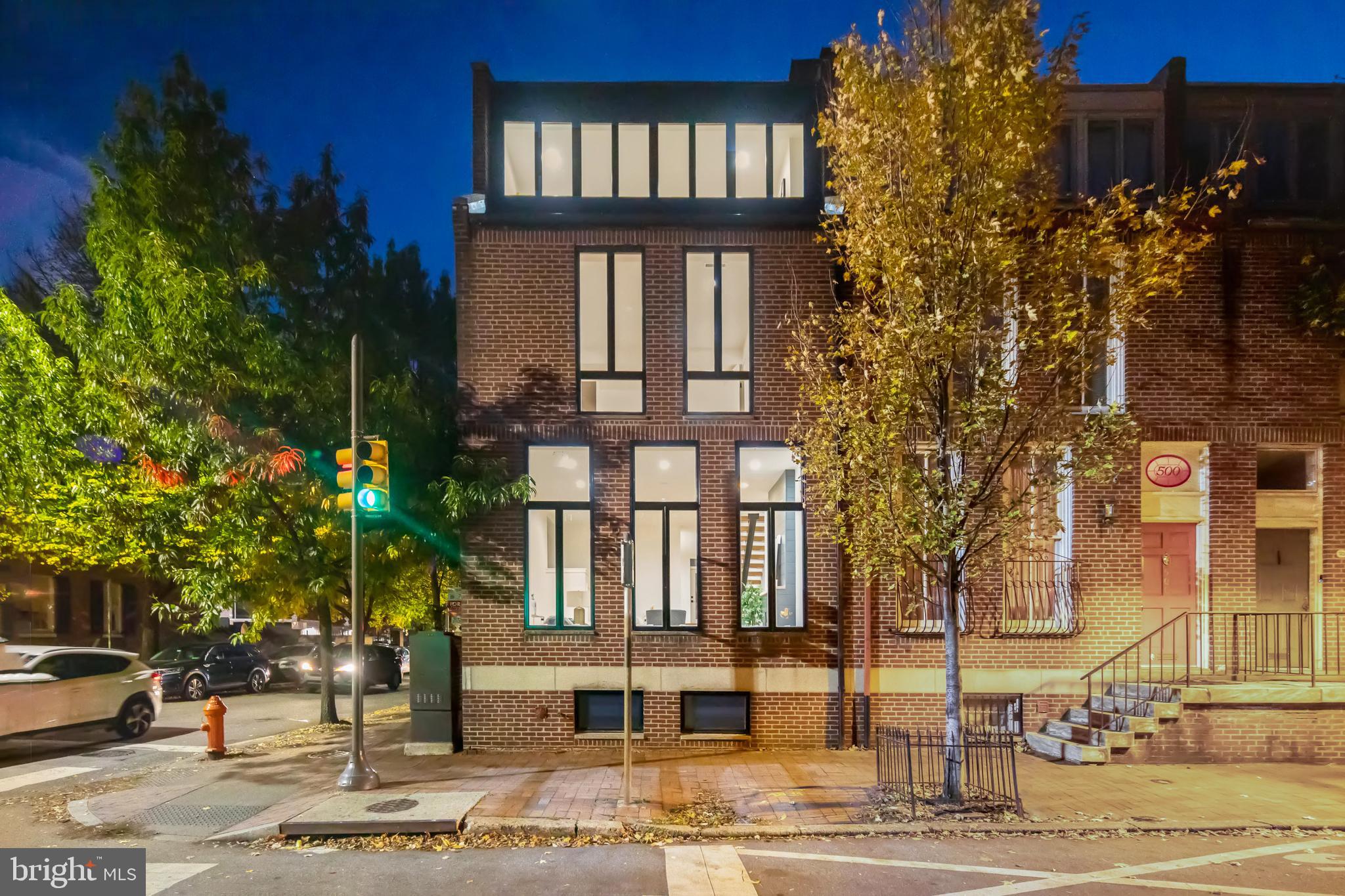 SOCIETY HILL - Residential