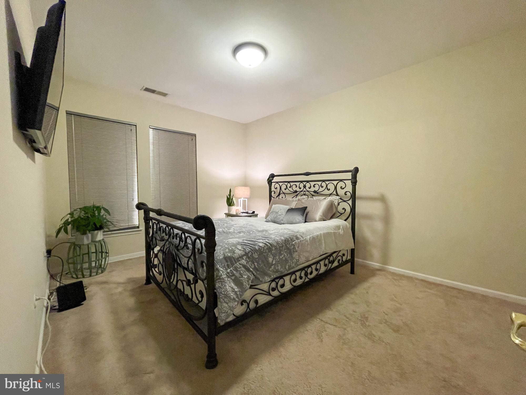 THE ADDISON AT ST PAUL - Residential