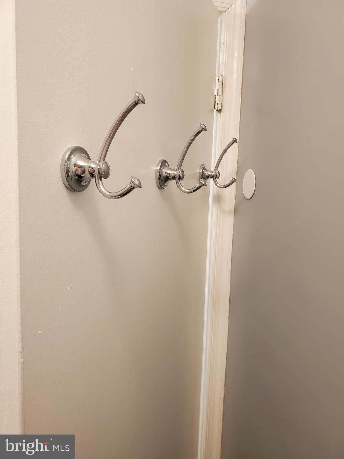 HUNTERS CREEK - Residential Lease