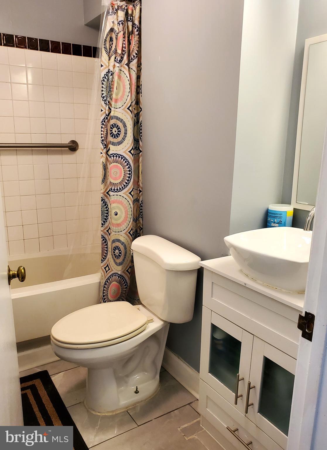 HUNTERS CREEK - Residential Lease