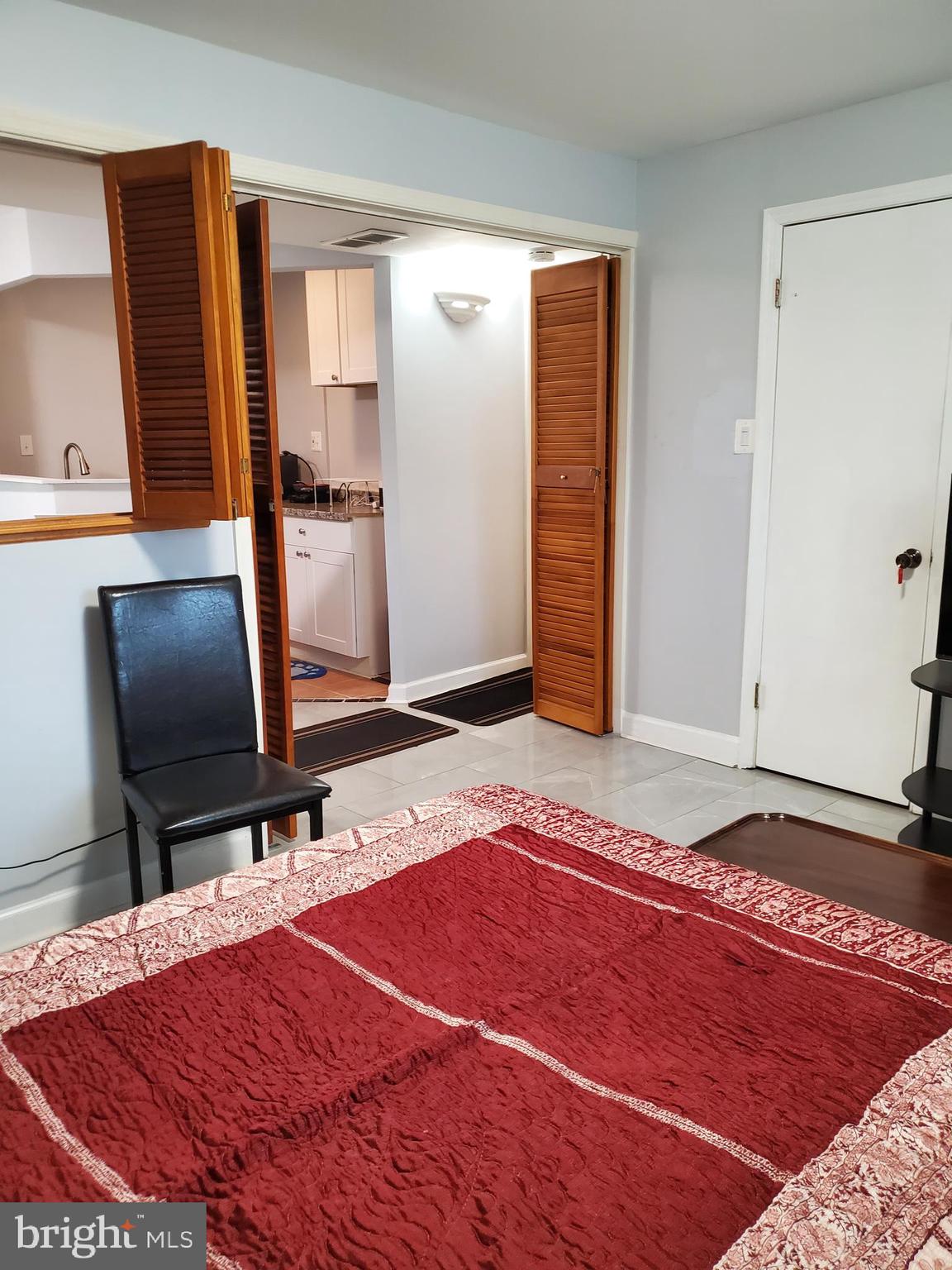 HUNTERS CREEK - Residential Lease