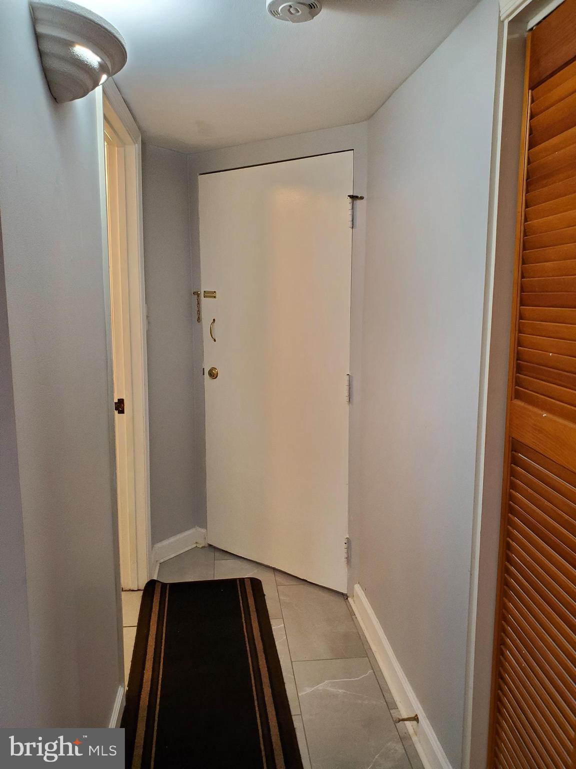 HUNTERS CREEK - Residential Lease