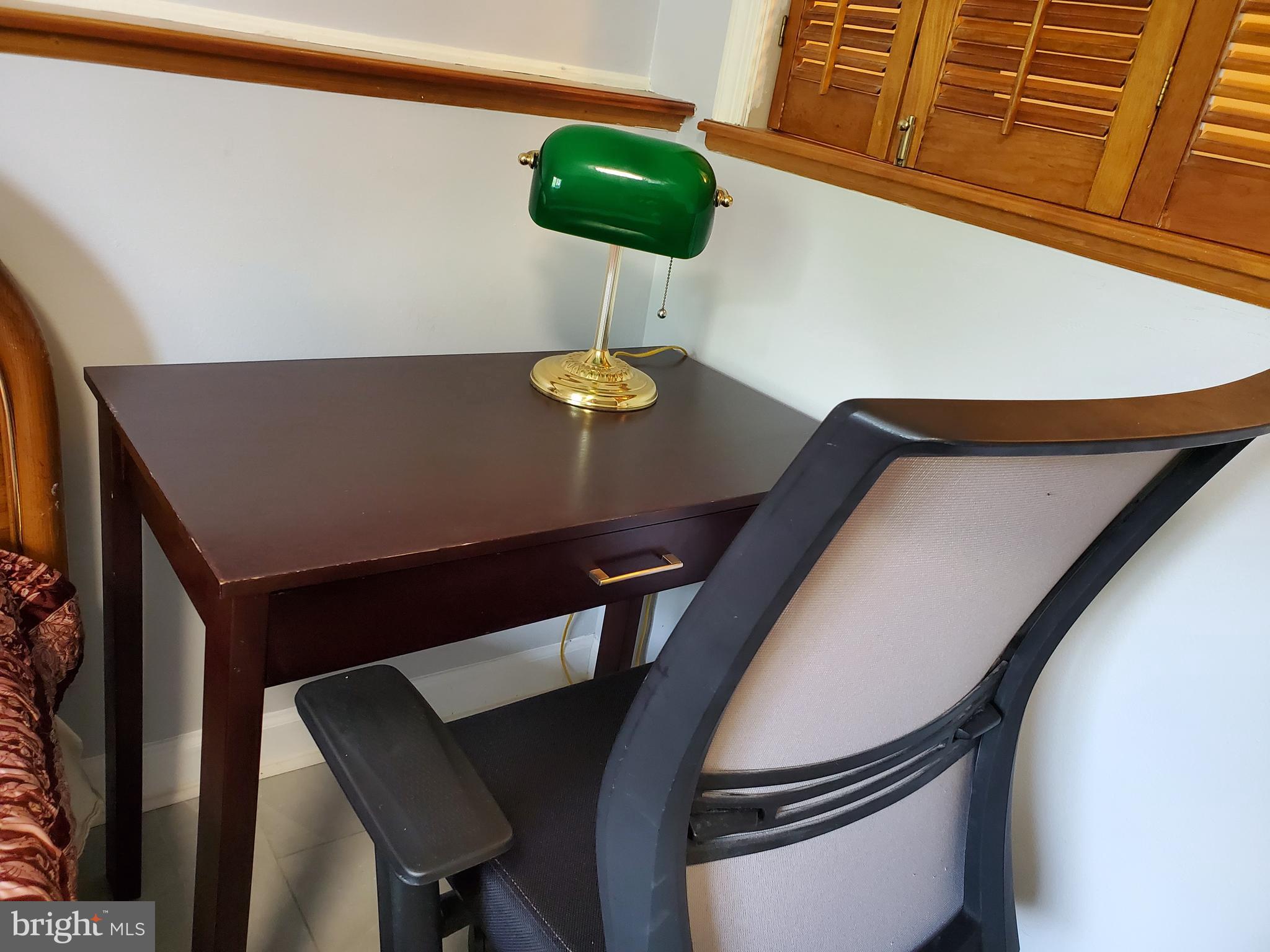 HUNTERS CREEK - Residential Lease