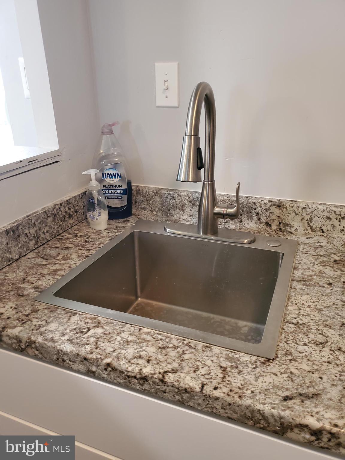 HUNTERS CREEK - Residential Lease