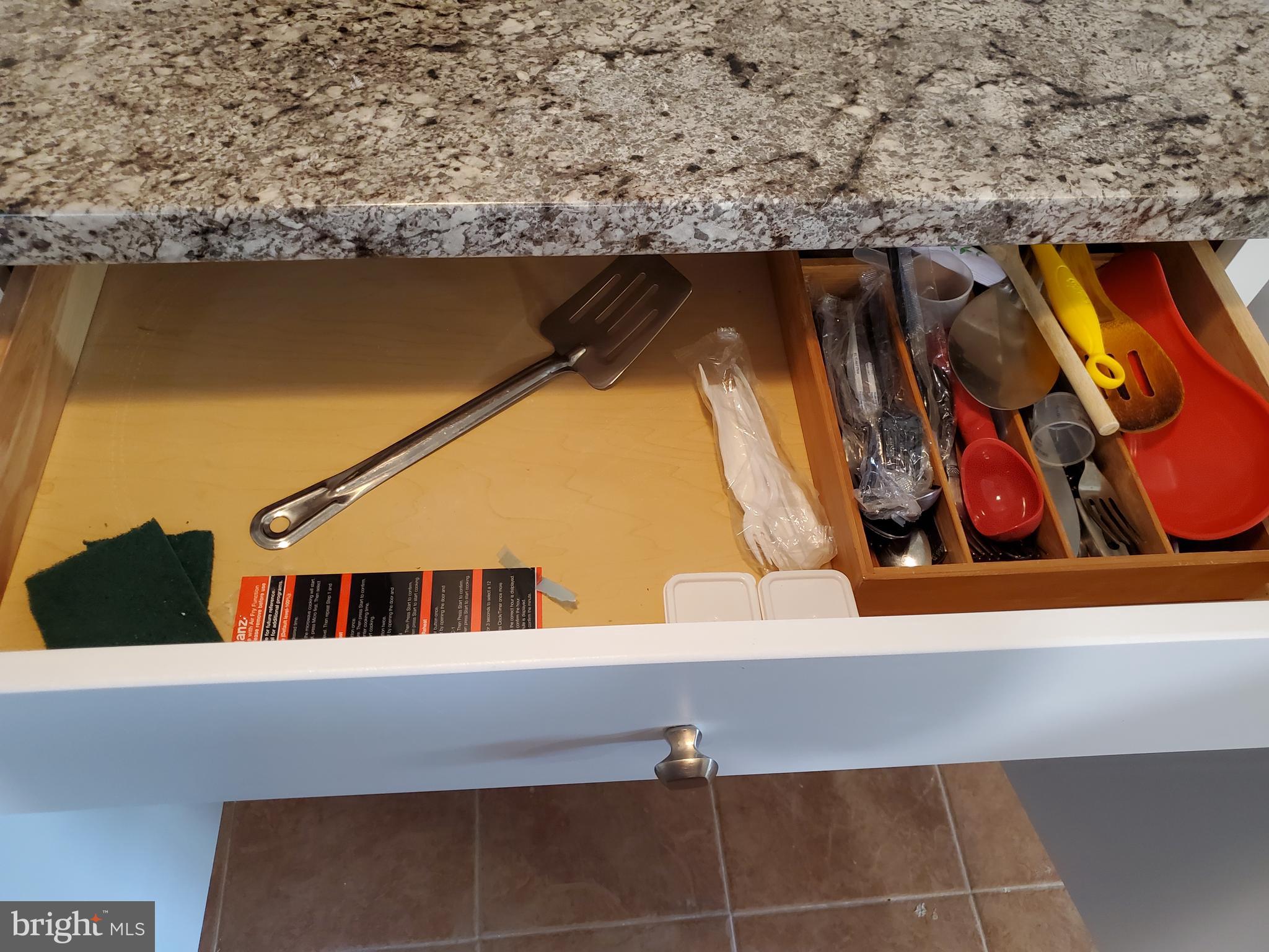 HUNTERS CREEK - Residential Lease