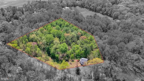 MLS: MDMC2228690