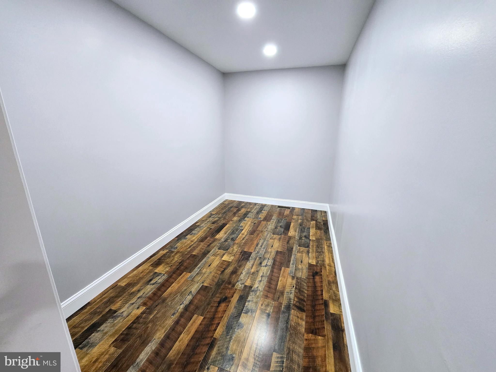 WINDOVER HILLS - Residential