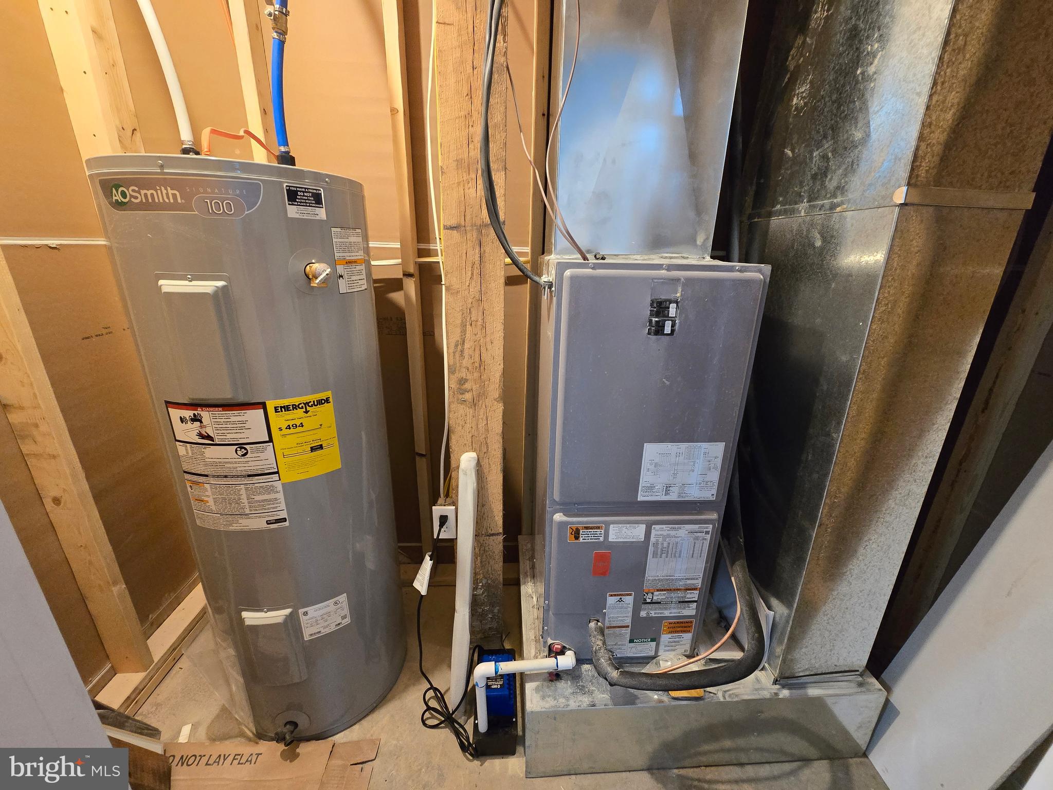 WINDOVER HILLS - Residential