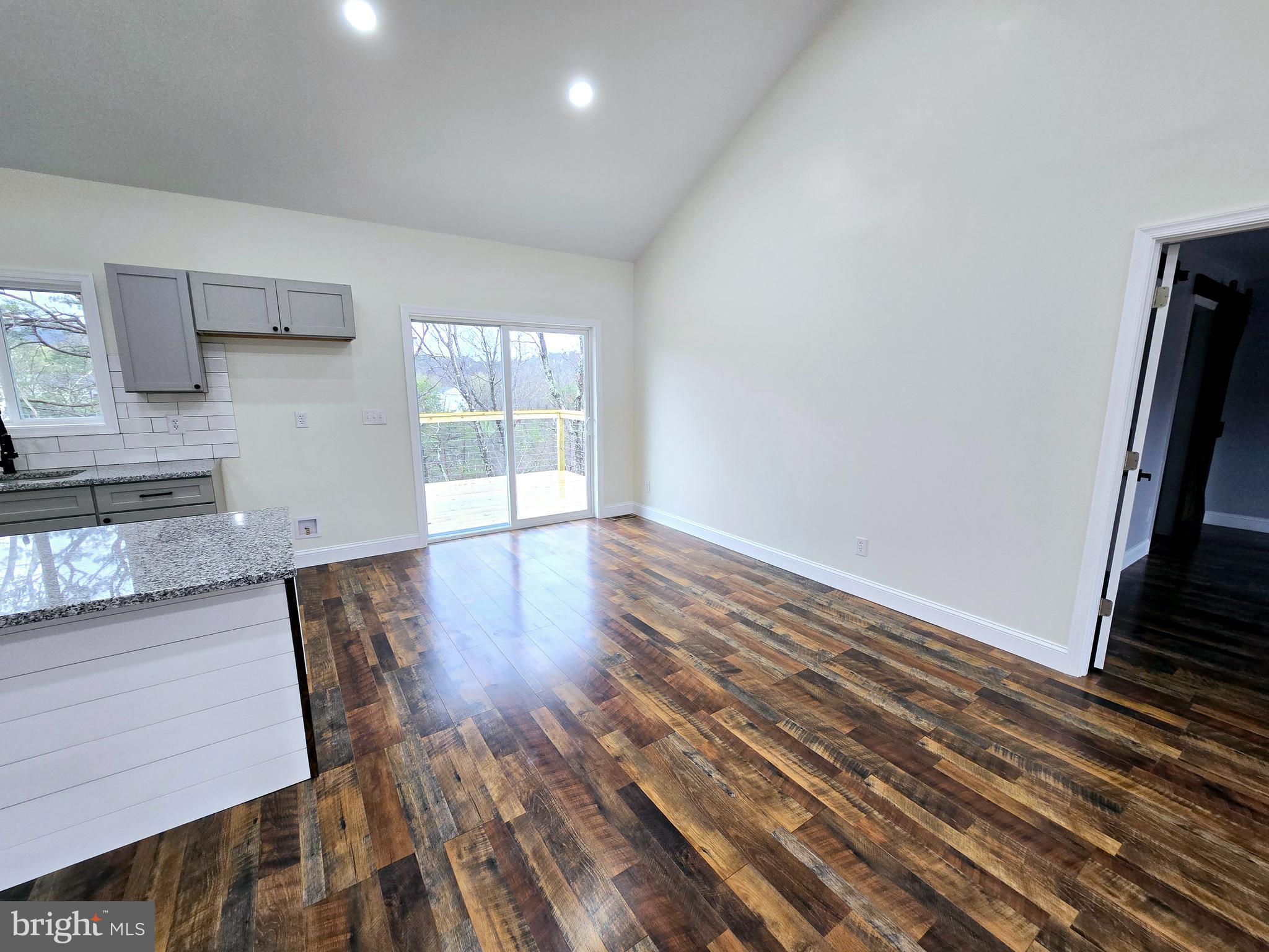 WINDOVER HILLS - Residential