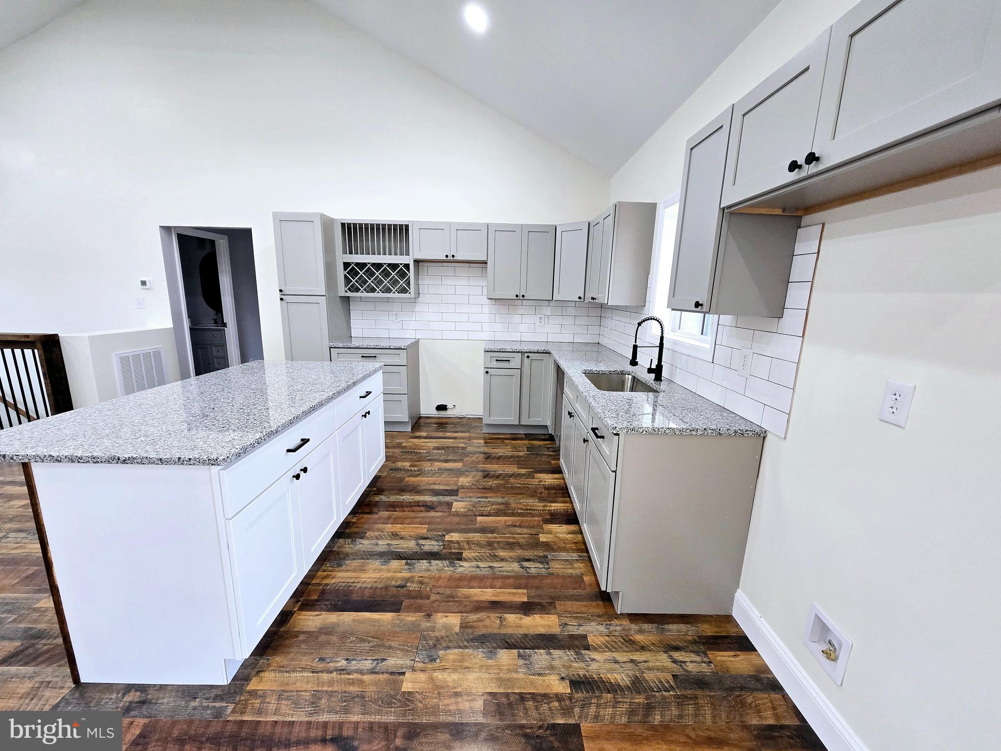 WINDOVER HILLS - Residential