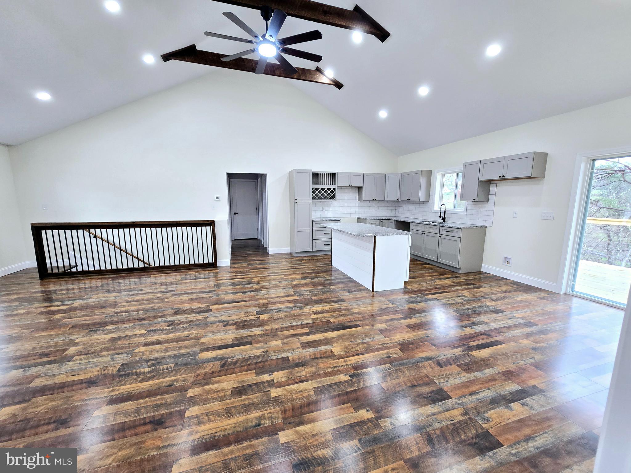 WINDOVER HILLS - Residential