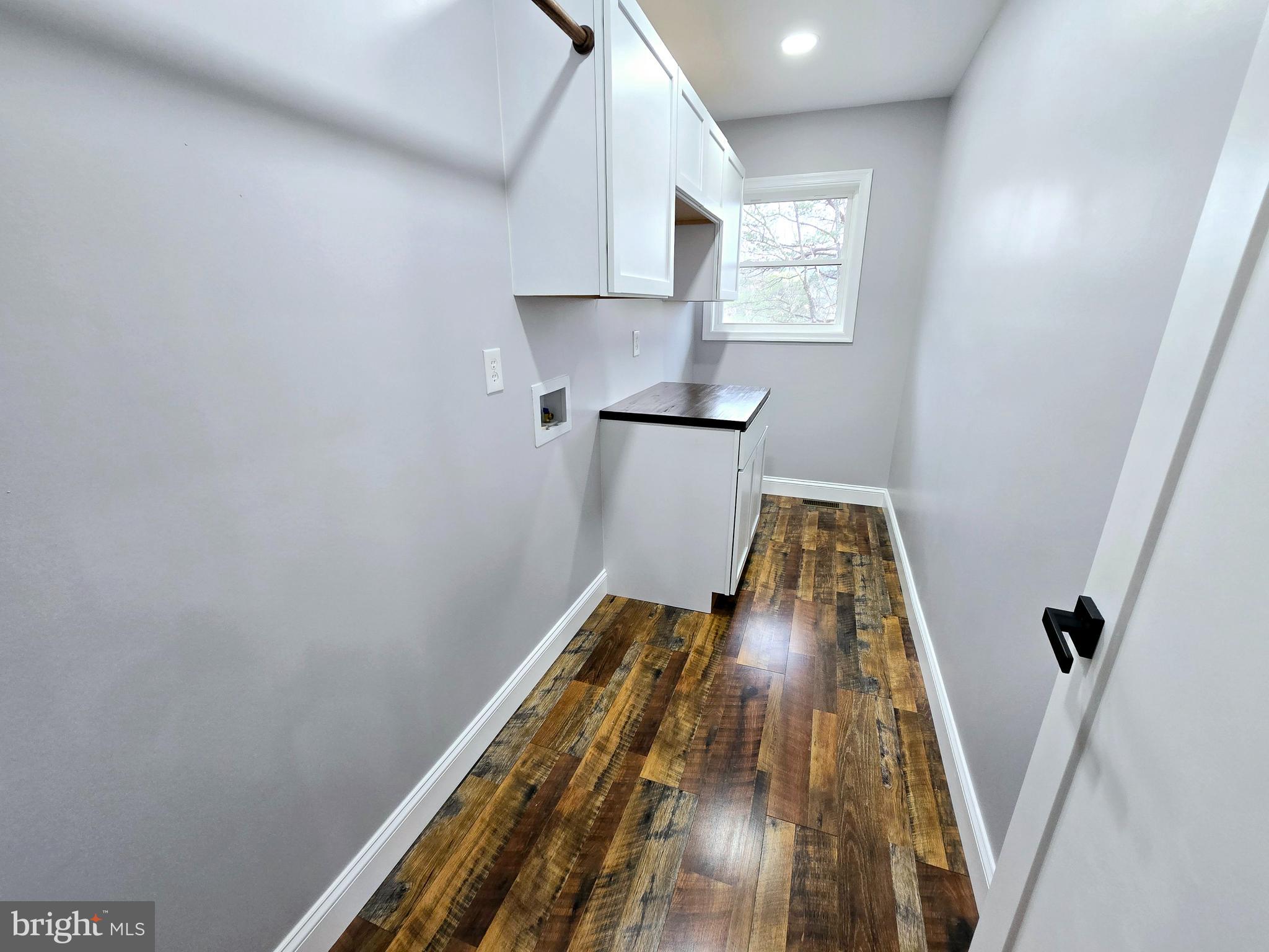 WINDOVER HILLS - Residential