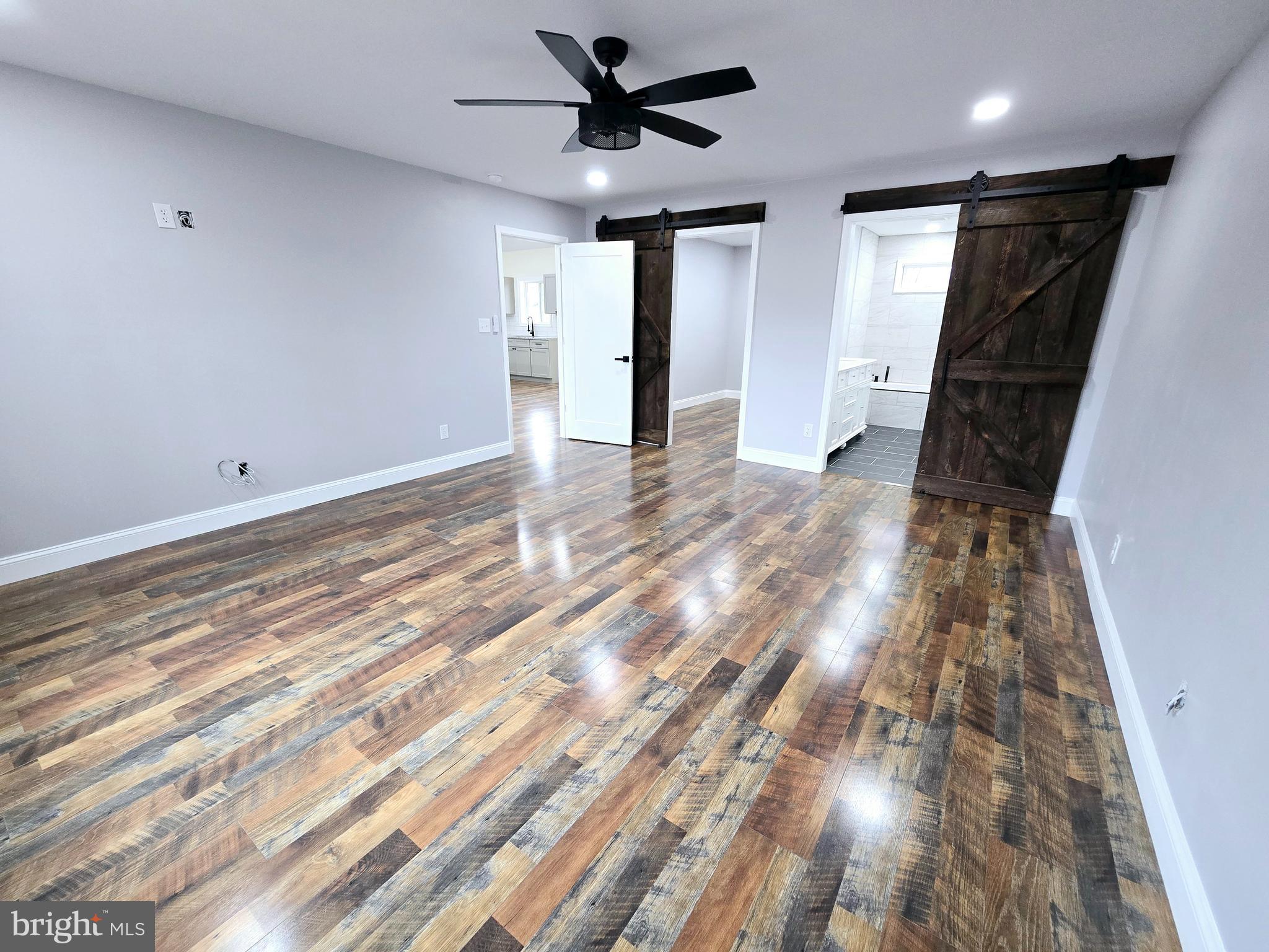 WINDOVER HILLS - Residential