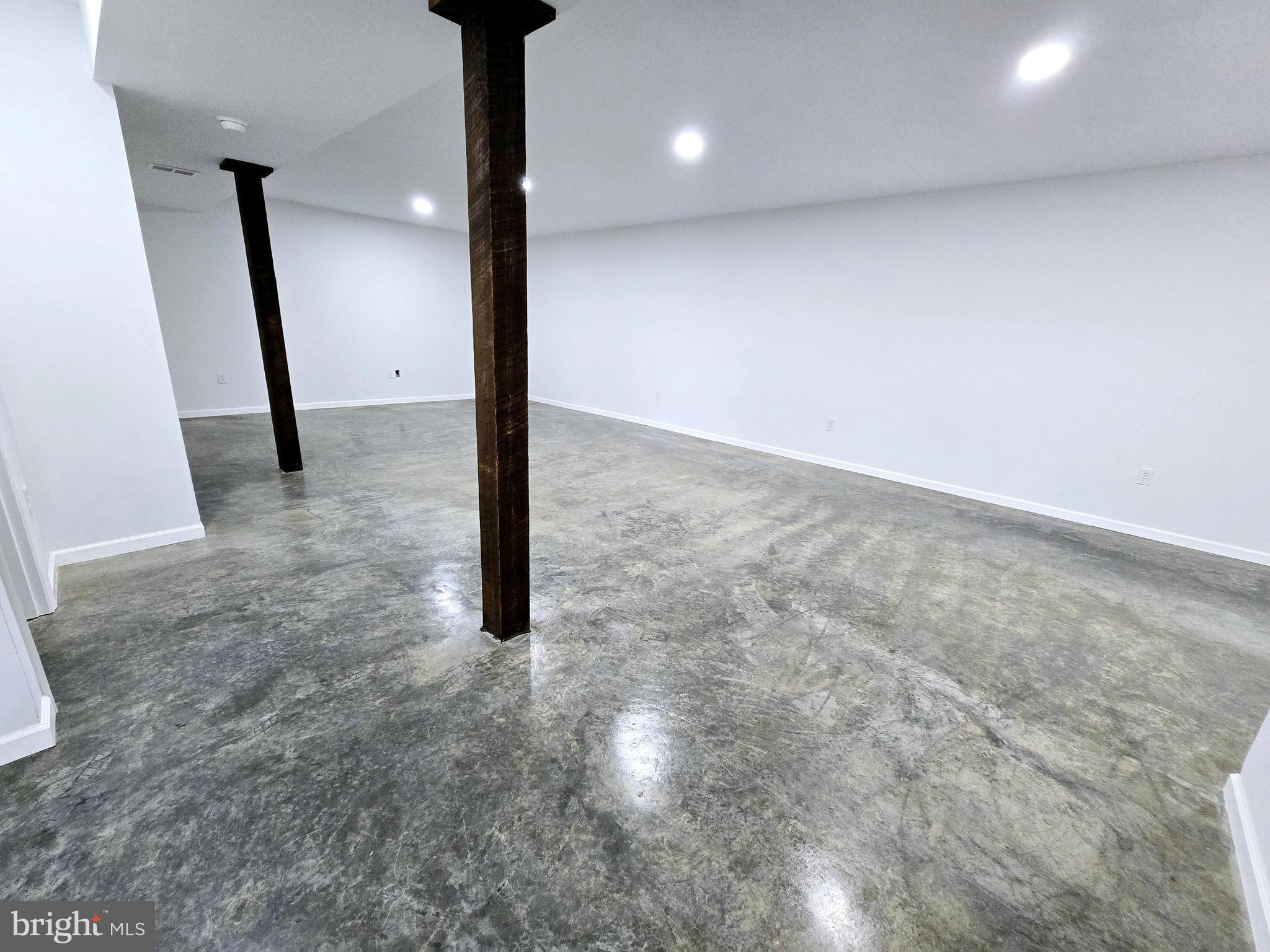 WINDOVER HILLS - Residential