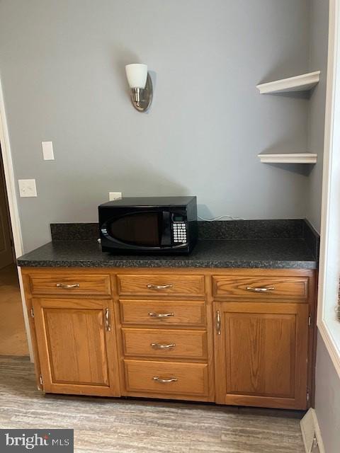 GREENVIEW VILLAGE - Residential Lease