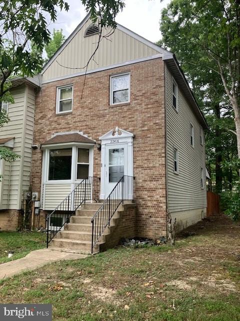 GREENVIEW VILLAGE - Residential Lease